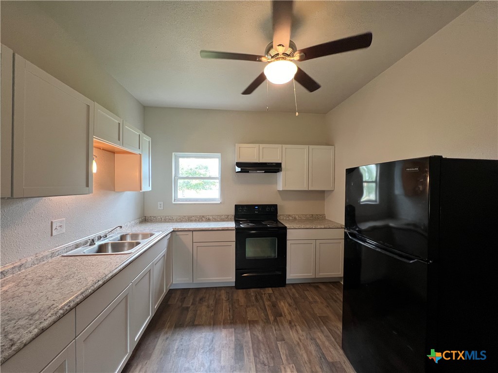103 5th Street A Property Photo 3
