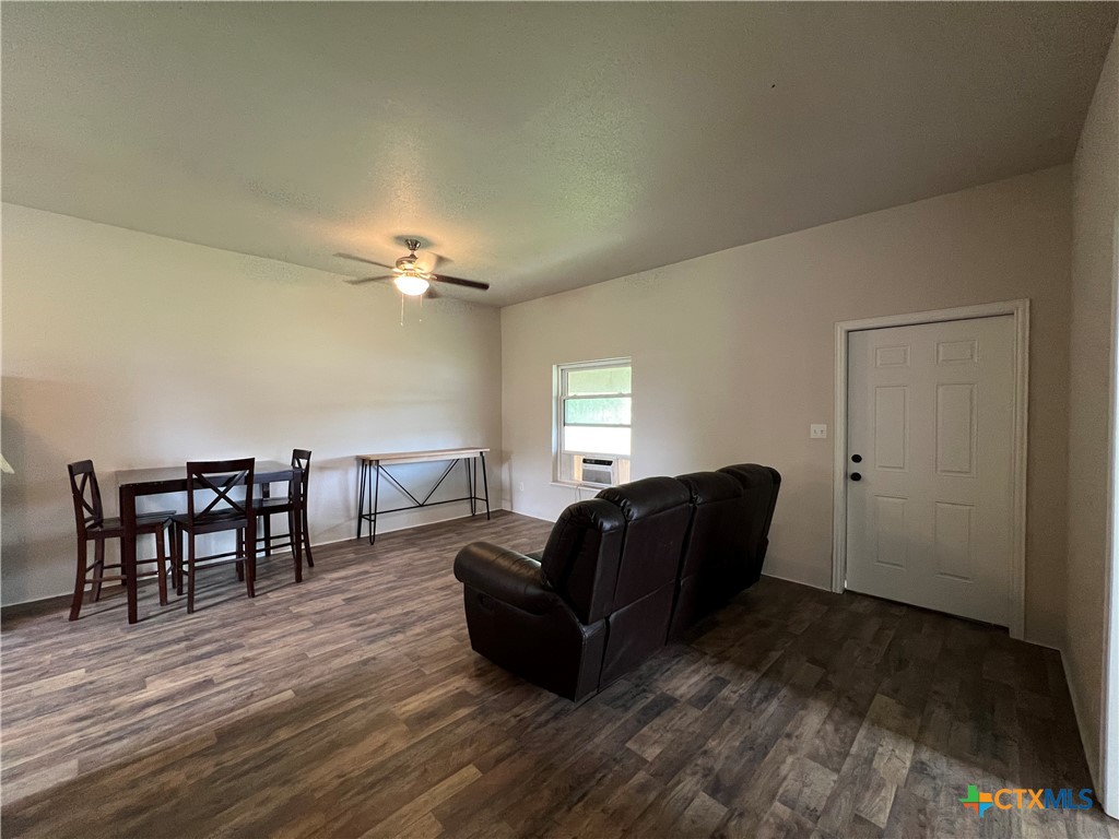 103 5th Street A Property Photo 4