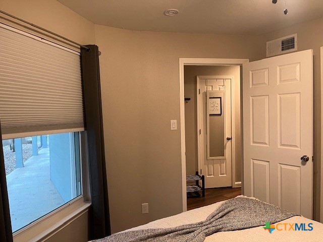 943 Parkview Drive C3 Property Photo 5