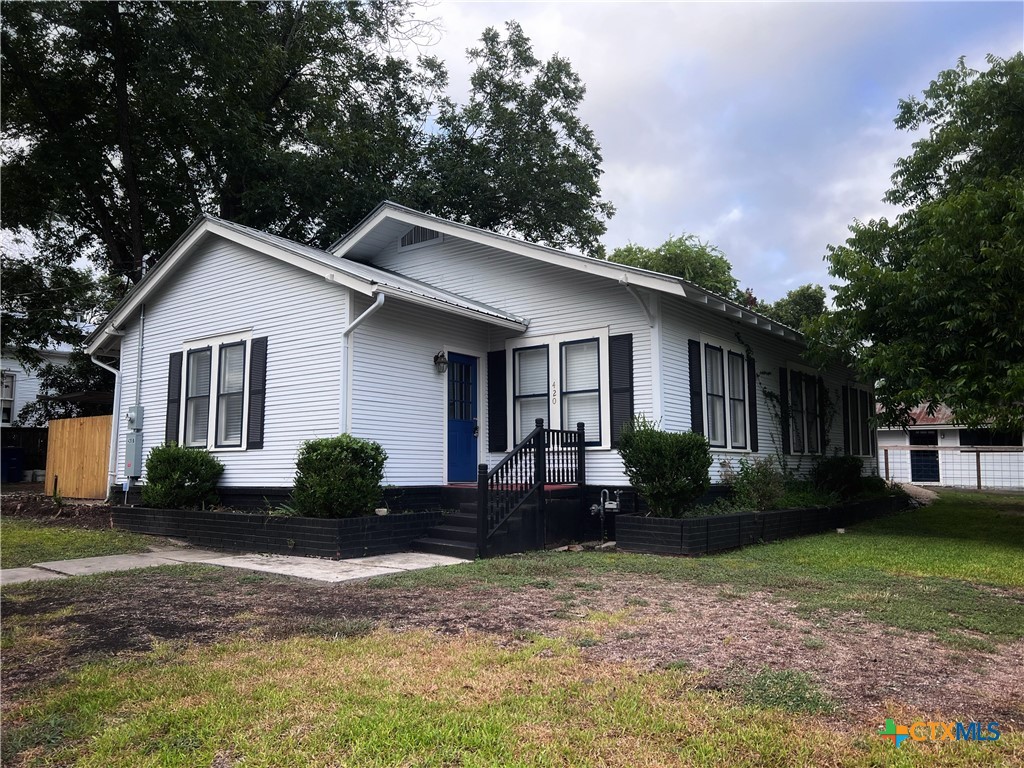 420 Willow Avenue A Property Photo 2
