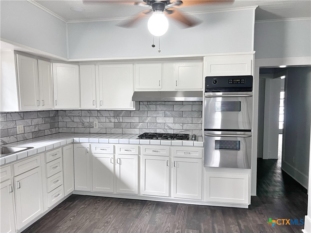 420 Willow Avenue A Property Photo 5
