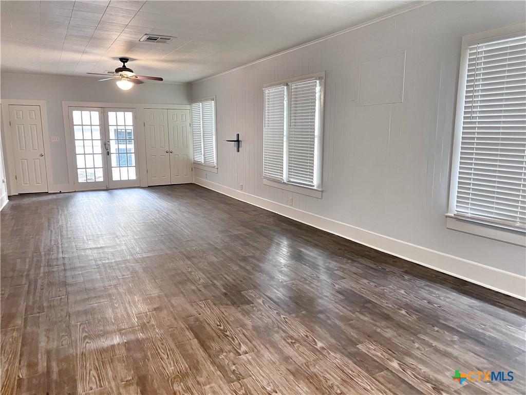420 Willow Avenue A Property Photo 10