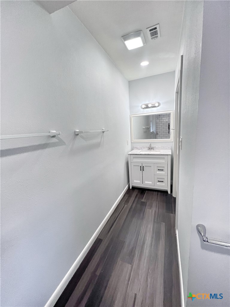 420 Willow Avenue A Property Photo 24
