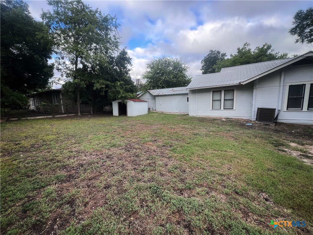 420 Willow Avenue A Property Photo 28