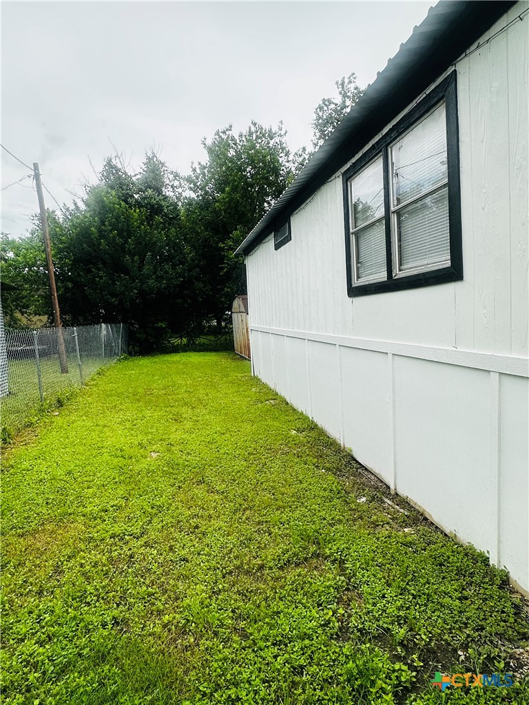 217 E Schulz Street Property Photo 3