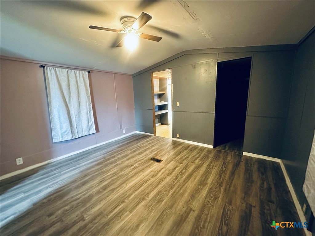 217 E Schulz Street Property Photo 12