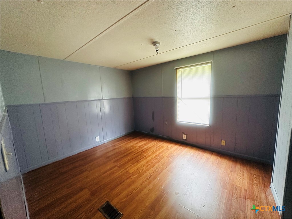 217 E Schulz Street Property Photo 14