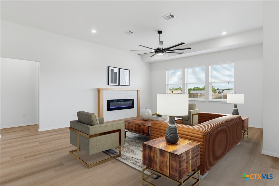 1470 Walker Place Boulevard Property Photo 16