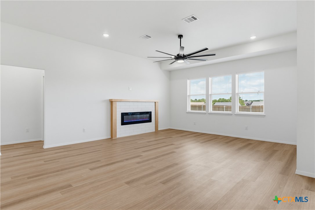 1470 Walker Place Boulevard Property Photo 17