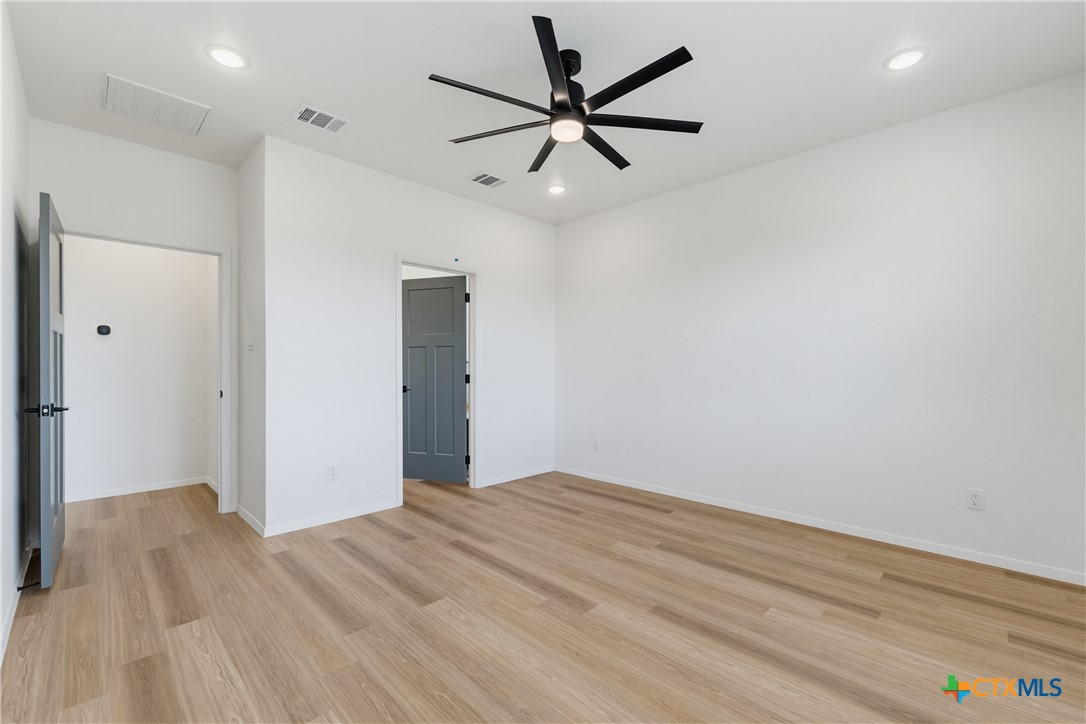 1470 Walker Place Boulevard Property Photo 22
