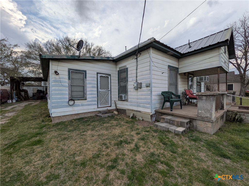 602 Andrews Street Property Photo 5