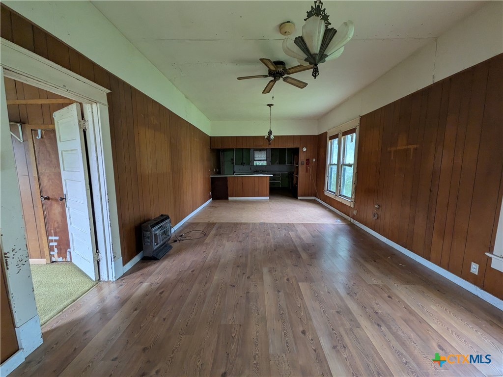 602 Andrews Street Property Photo 8