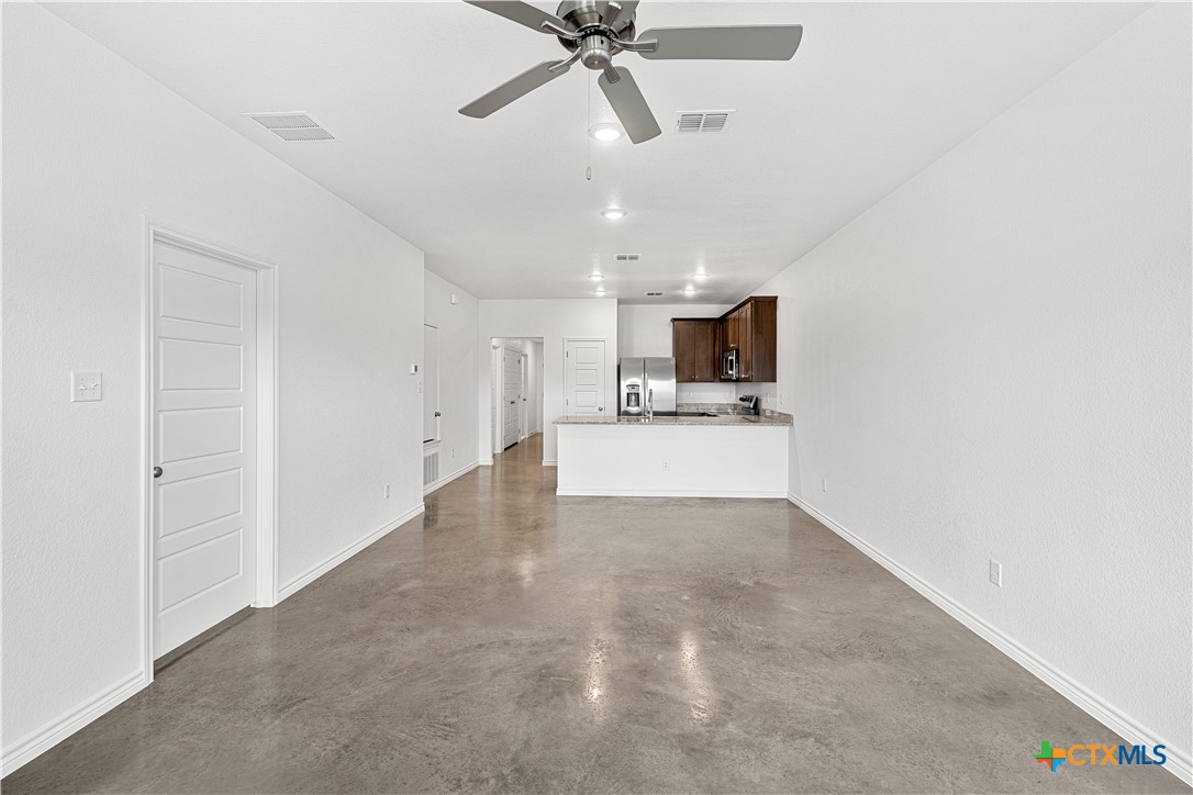 1214 Concord Drive B Property Photo 8