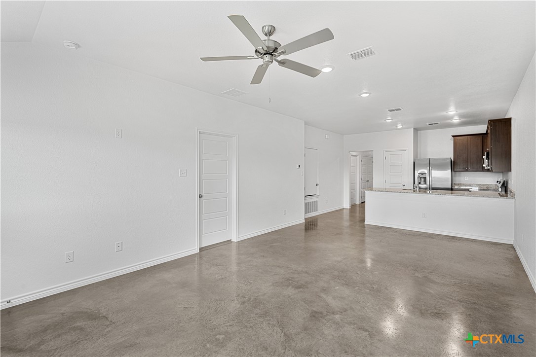 1214 Concord Drive B Property Photo 9