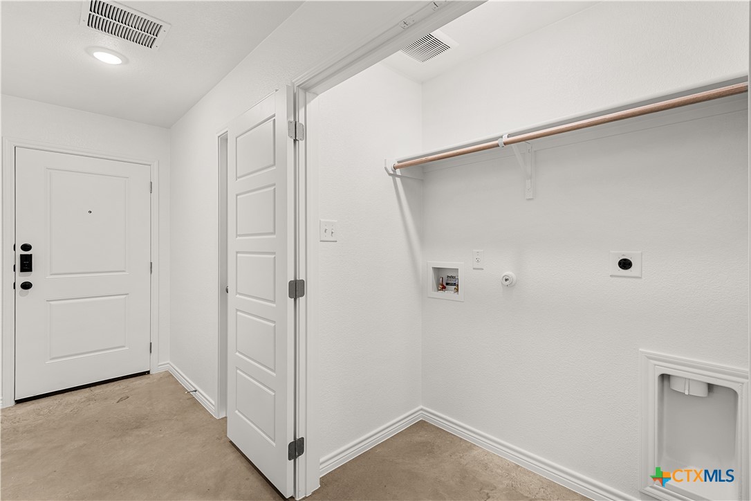 1226 Concord Drive A Property Photo 4