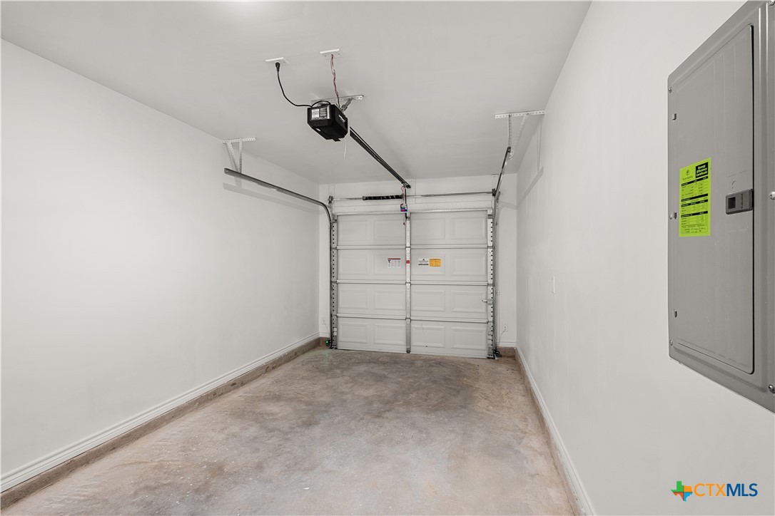 1226 Concord Drive A Property Photo 19