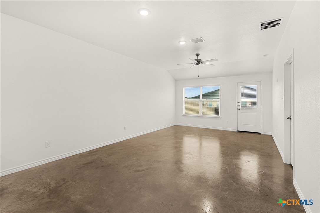 1226 Concord Drive B Property Photo 10