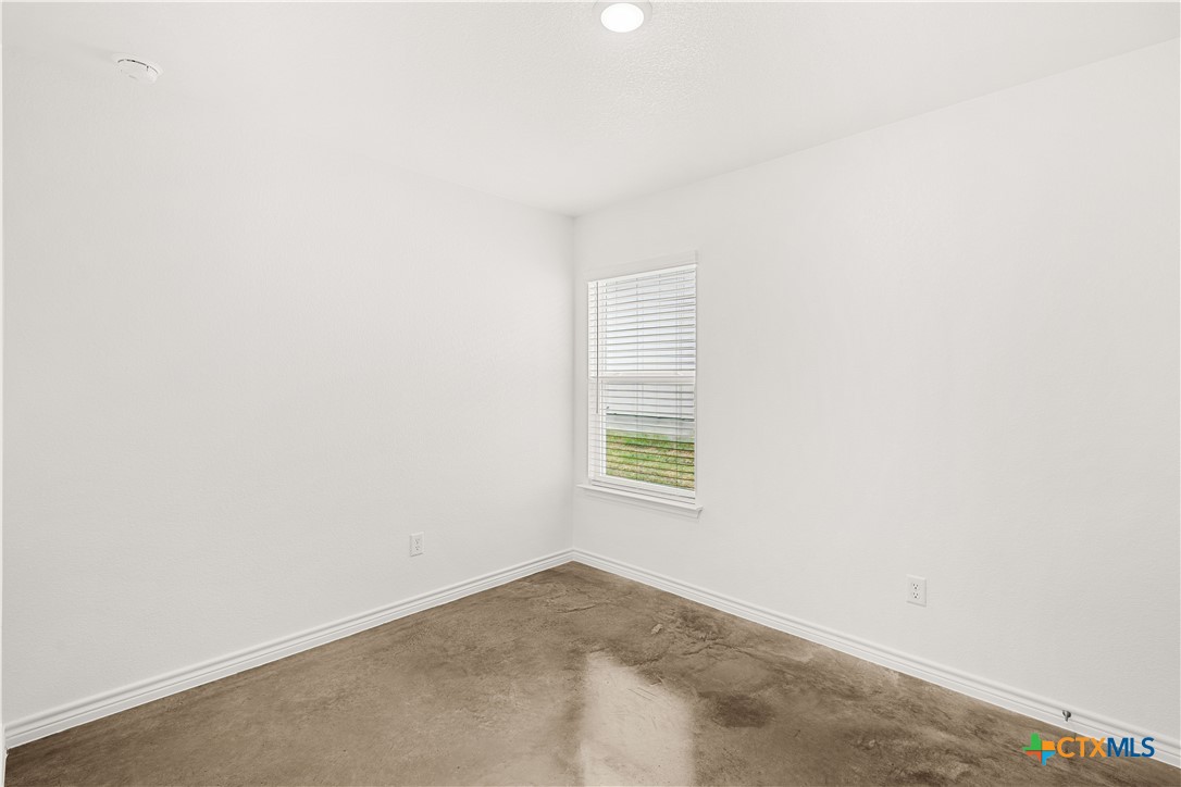 1226 Concord Drive B Property Photo 13