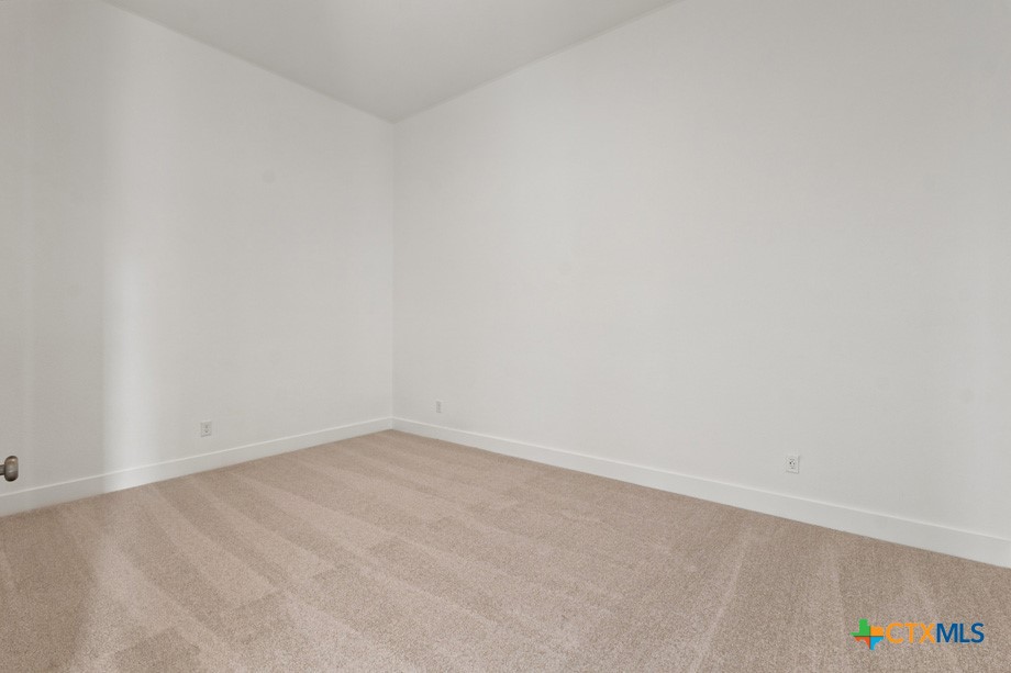 112 Las Posas Drive Property Photo 18