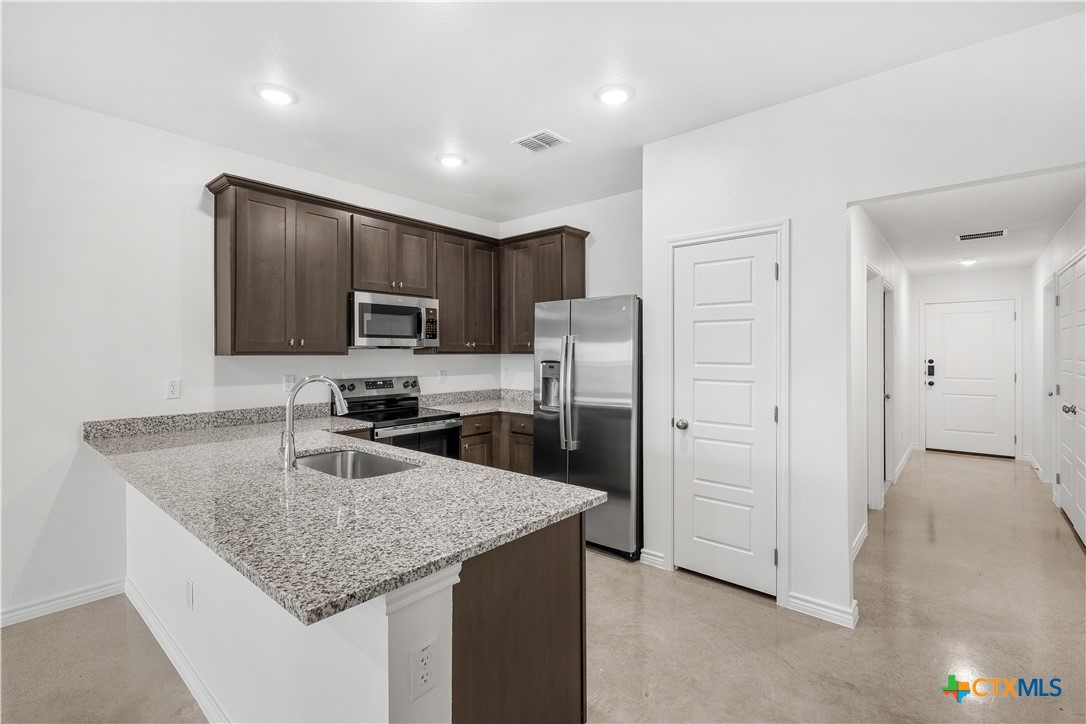 1230 Concord Drive A Property Photo 6