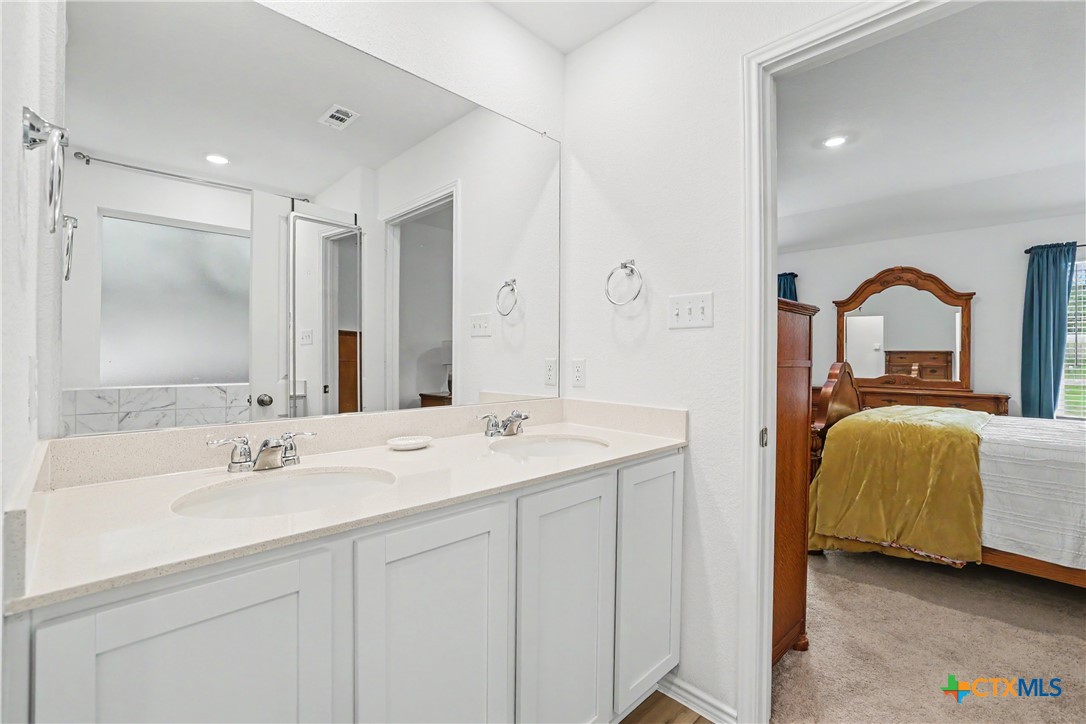 2333 Four Waters Loop Property Photo 23
