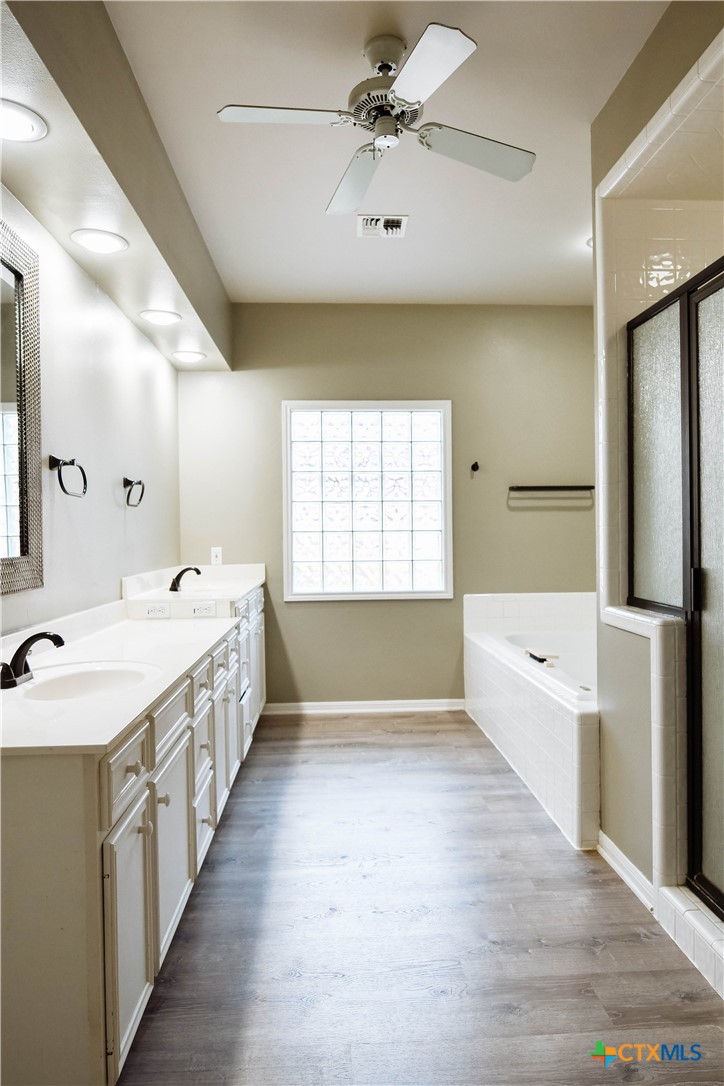 406 Woodway Drive Property Photo 14