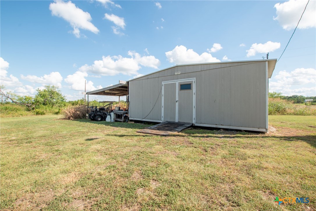 2966 County Road 3430 Property Photo 9