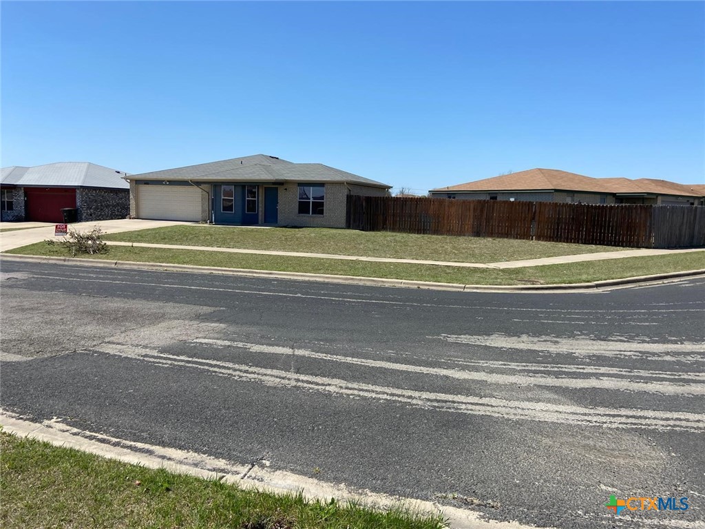 4102 Waterproof Drive Property Photo 4