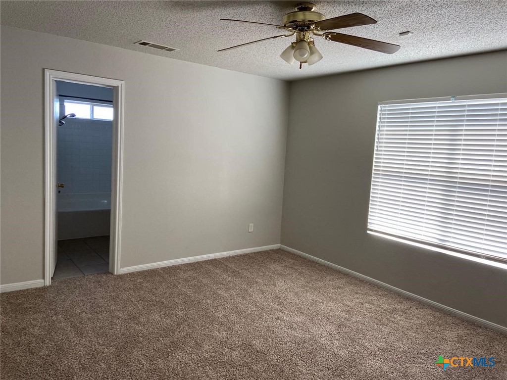 4102 Waterproof Drive Property Photo 11