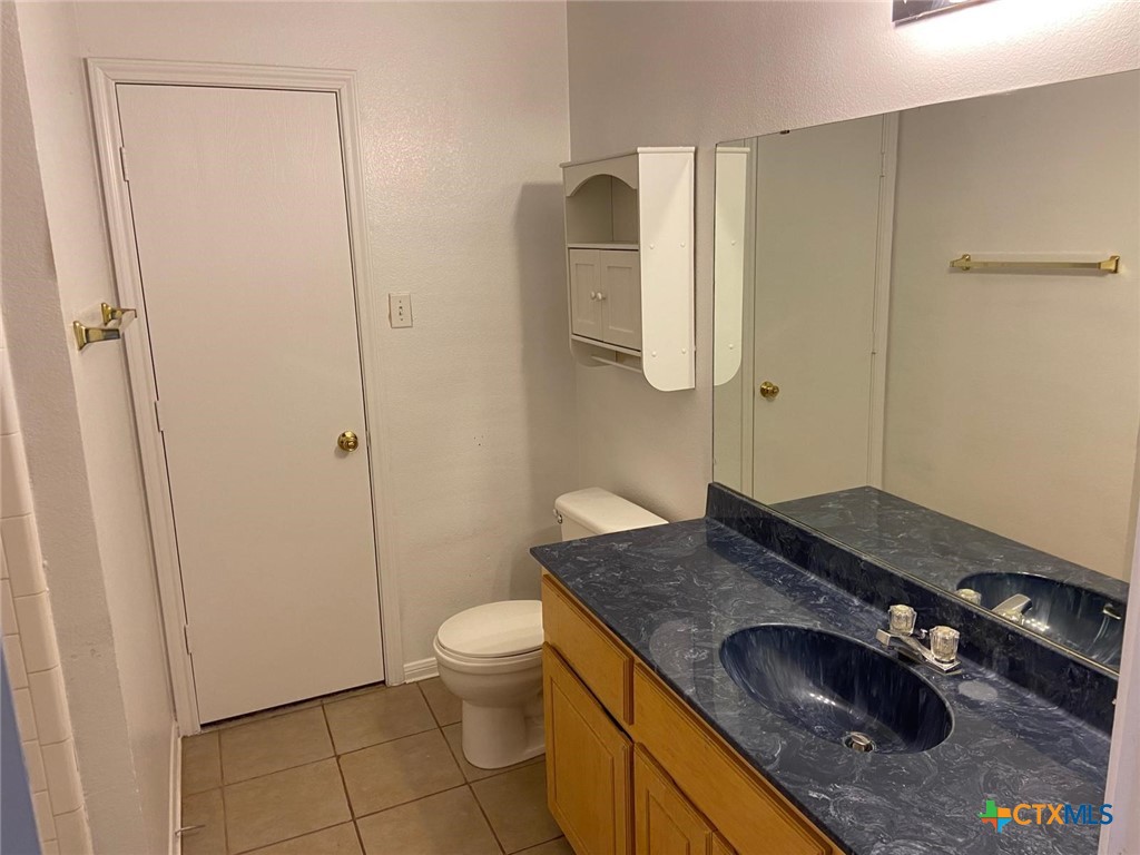 4102 Waterproof Drive Property Photo 28