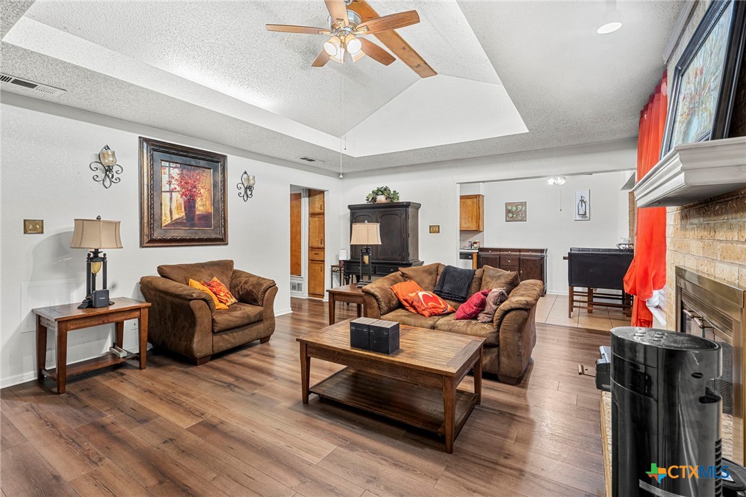 1610 Ronstan Drive Property Photo 2