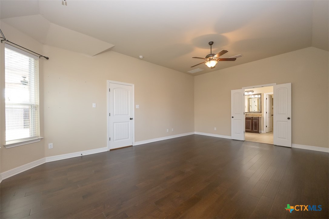 811 Cathedral Court Property Photo 33