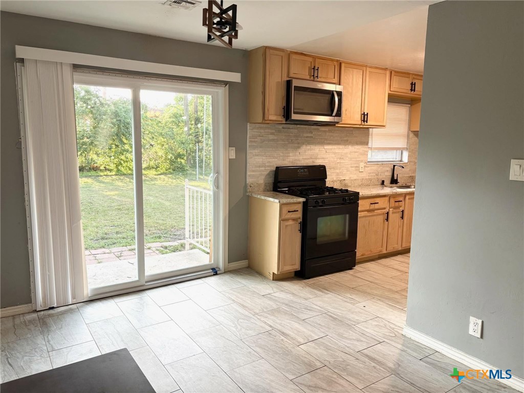 613 Bishop Drive Property Photo 4