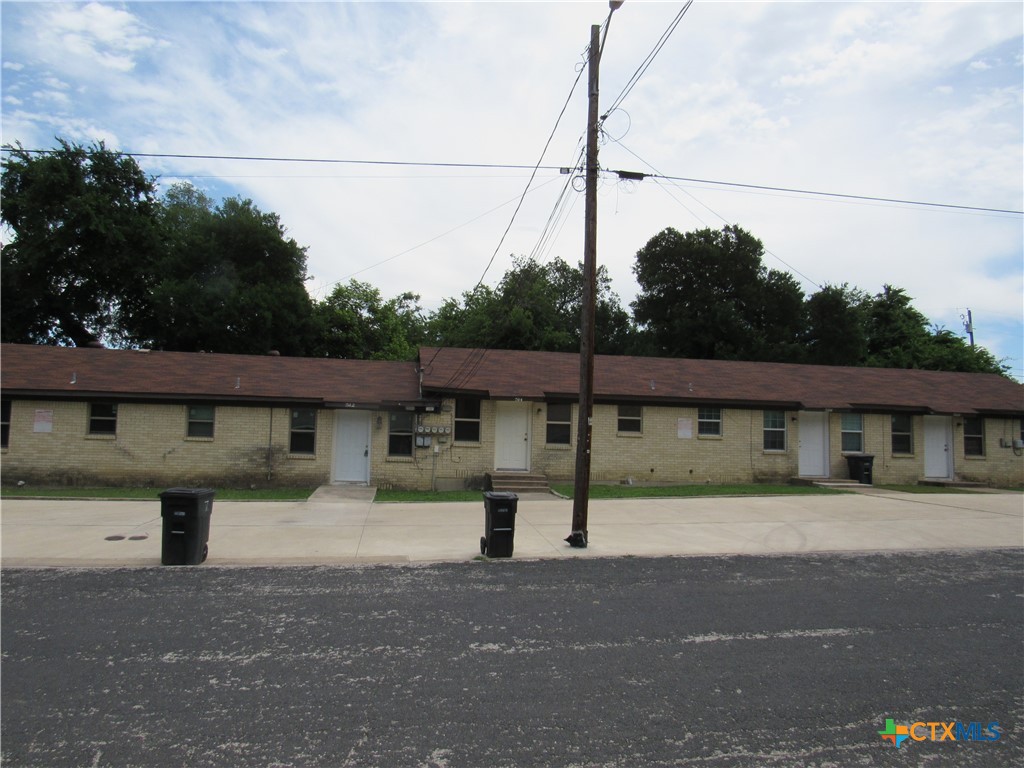 516 Wolf Street Property Photo 1