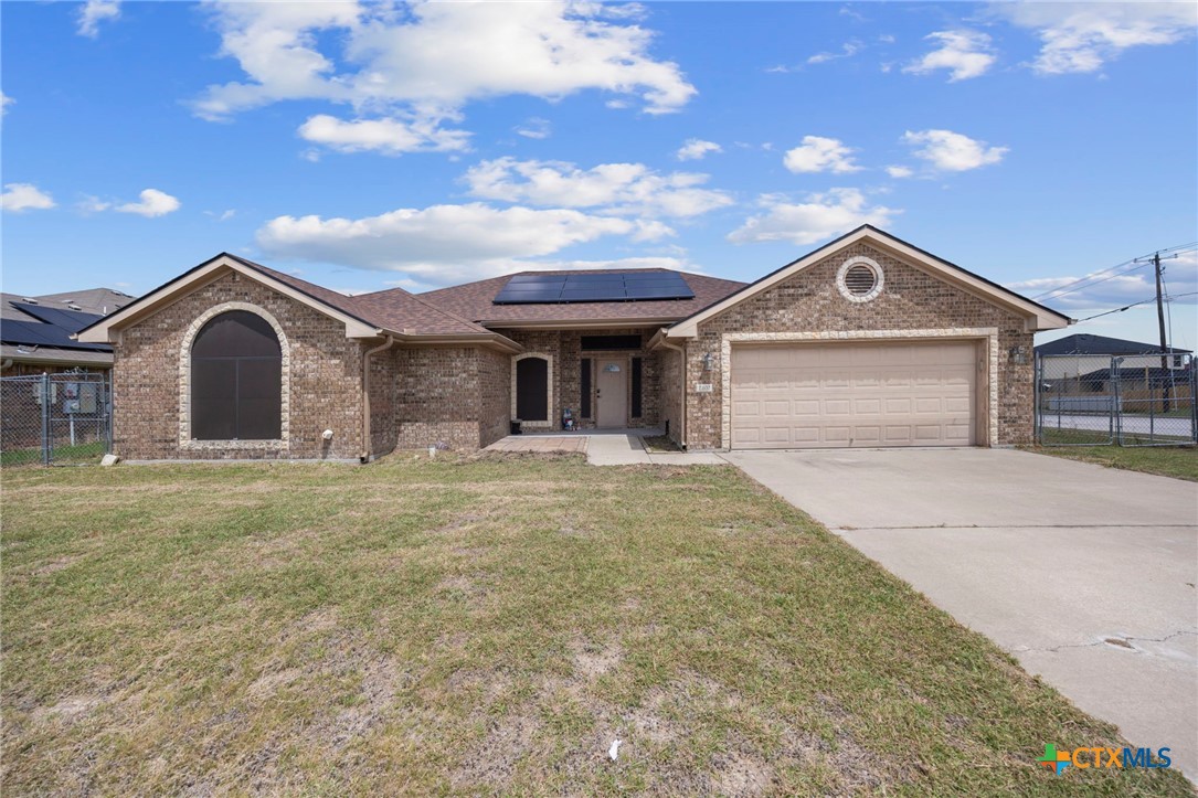 2402 Scott Drive Property Photo 1