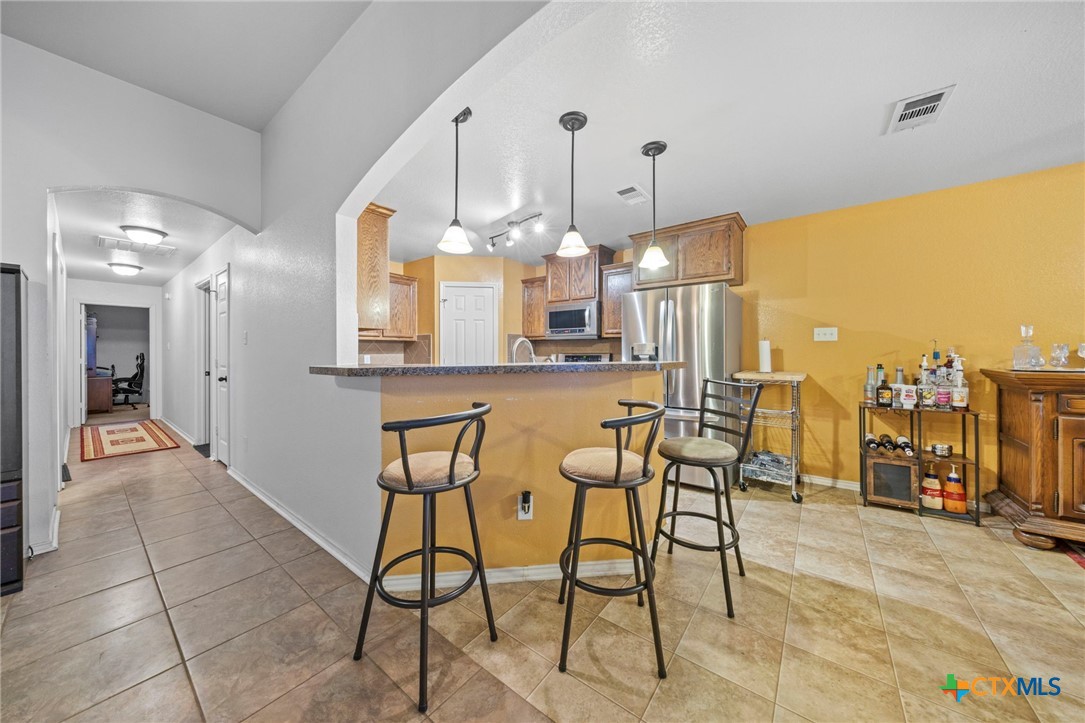 2402 Scott Drive Property Photo 8