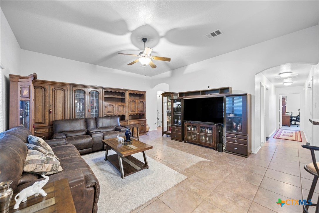 2402 Scott Drive Property Photo 17