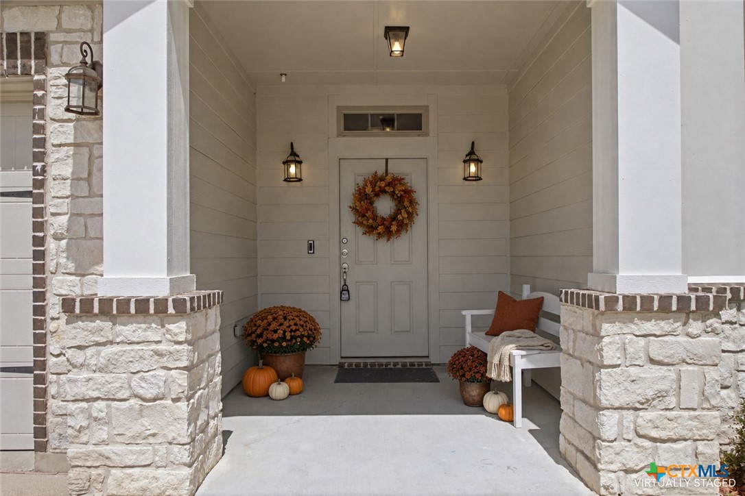 1104 Pinwheel Property Photo 3