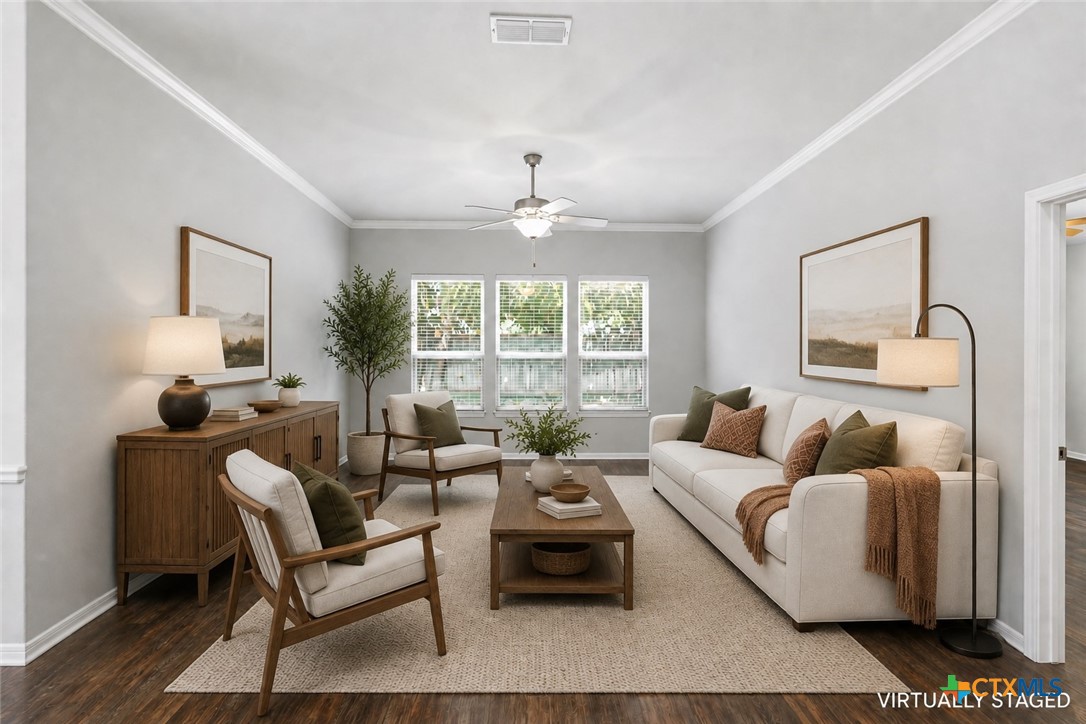 1104 Pinwheel Property Photo 5