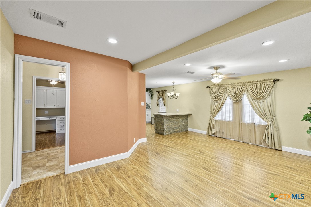 206 County Road 254 Property Photo 5