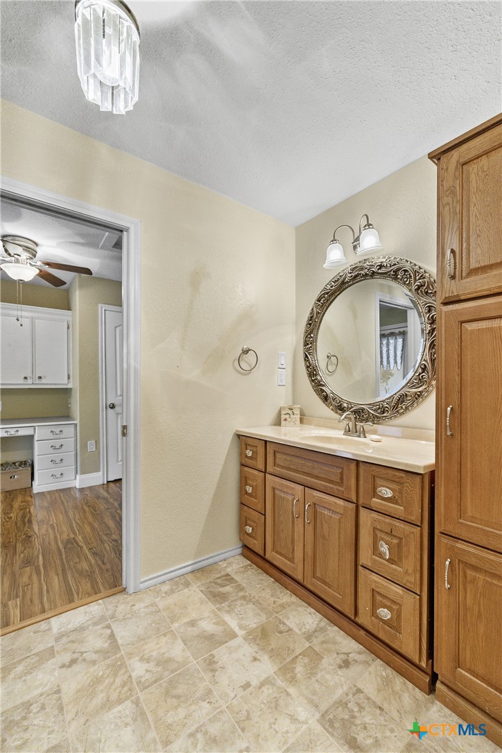 206 County Road 254 Property Photo 12