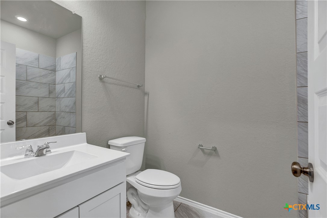 267 Kinsley Way Property Photo 15