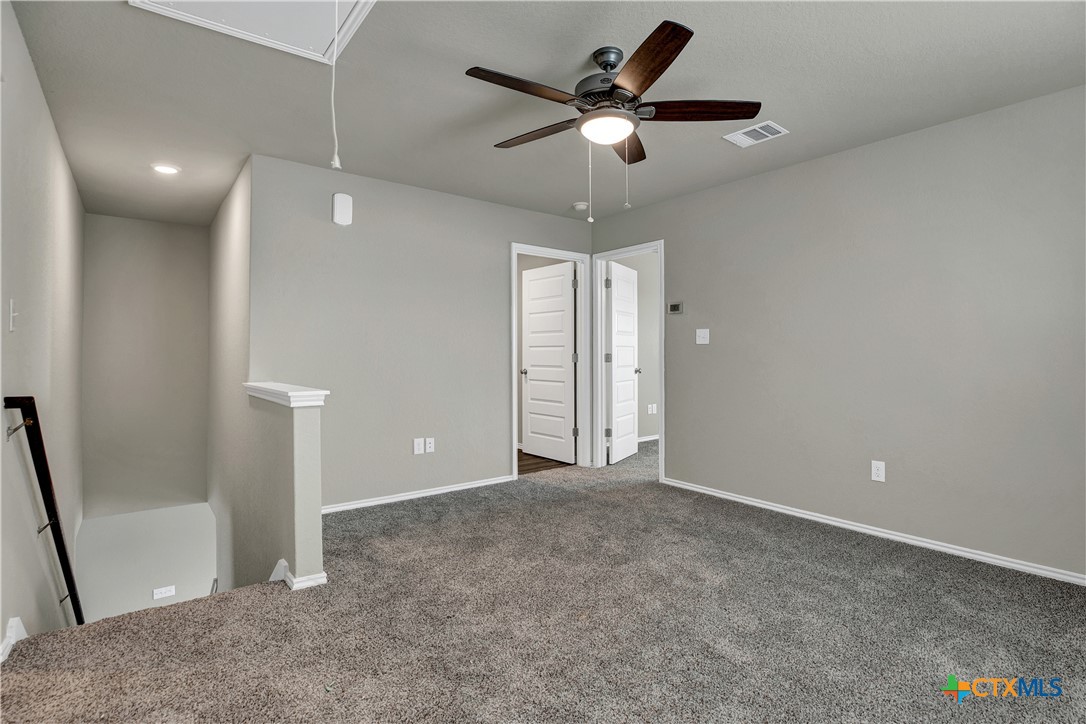 267 Kinsley Way Property Photo 17