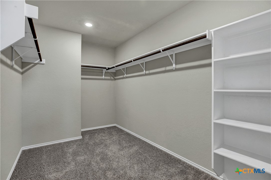 267 Kinsley Way Property Photo 22