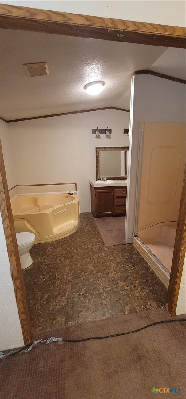 706 W Cleveland Avenue Property Photo 8