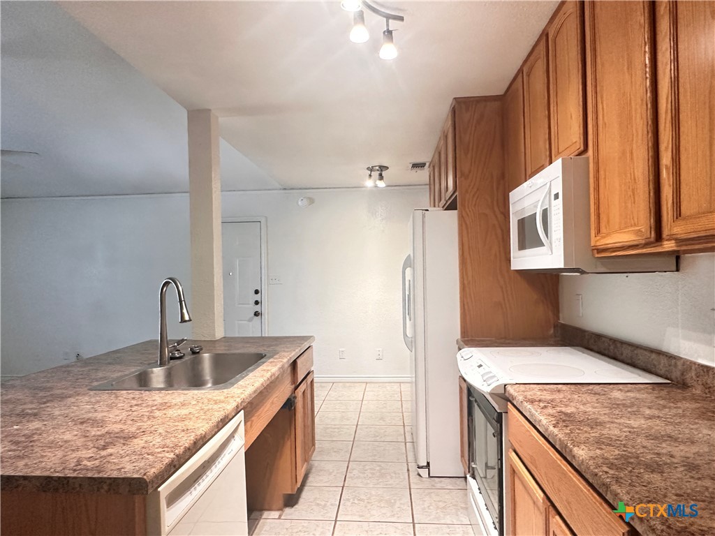 129 Riverside Drive Property Photo 8