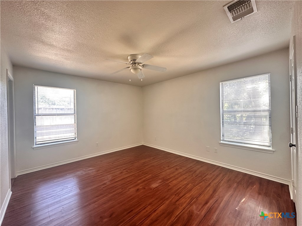 129 Riverside Drive Property Photo 13