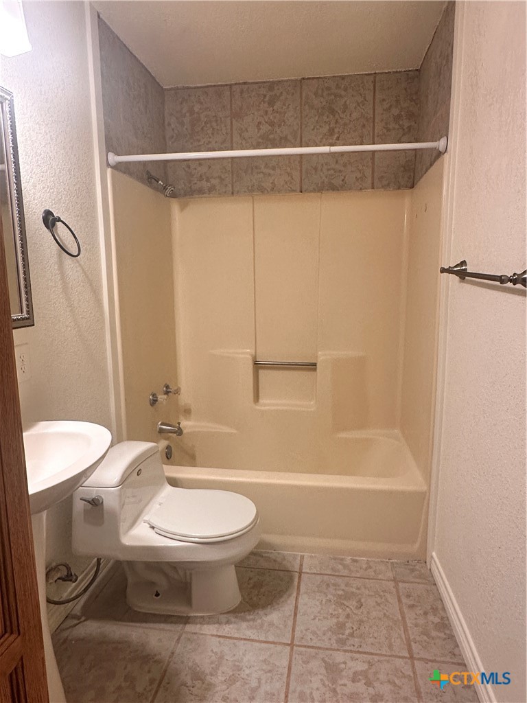 129 Riverside Drive Property Photo 15