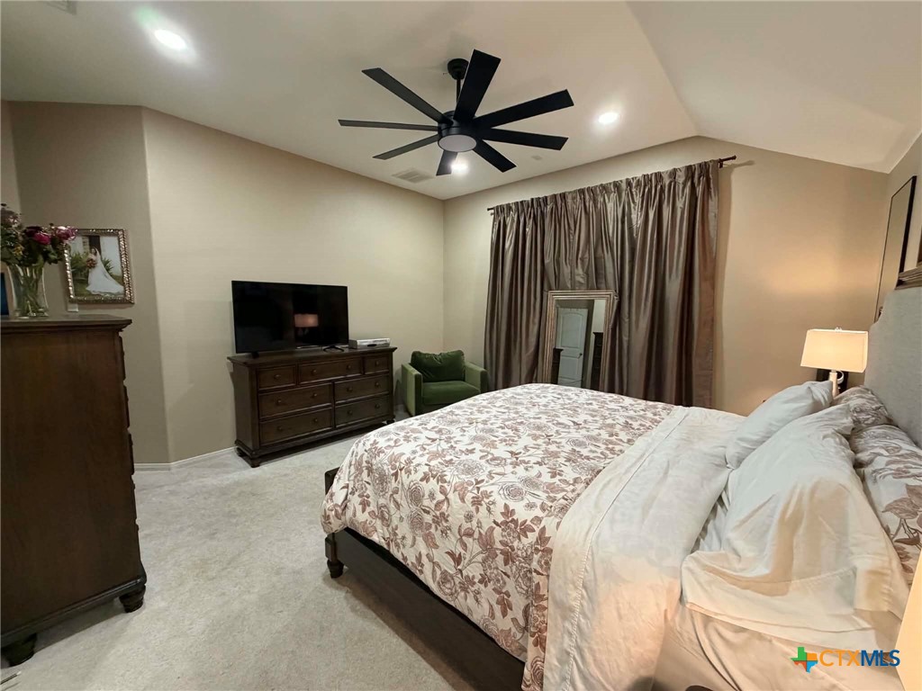 210 Cobble Stone Court Property Photo 14