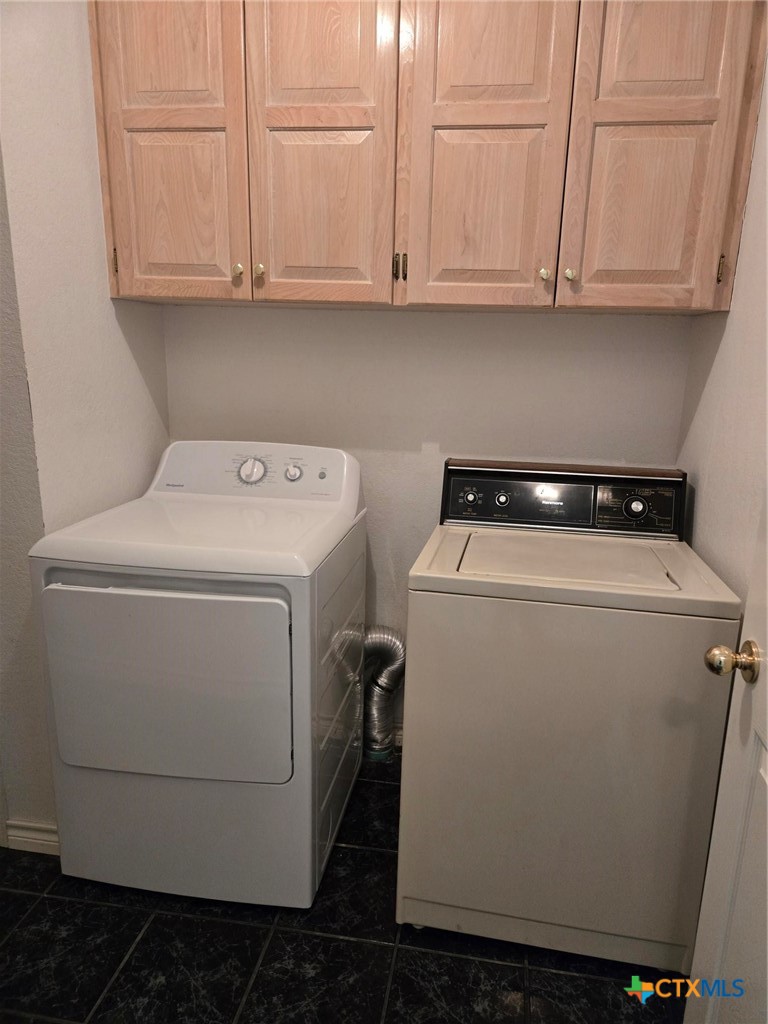 120 Gardenridge Drive Property Photo 15